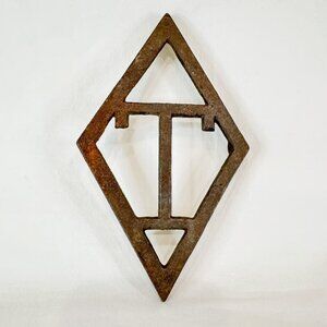 Vintage CAST IRON Sad Flat Iron TRIVET Letter T Diamond